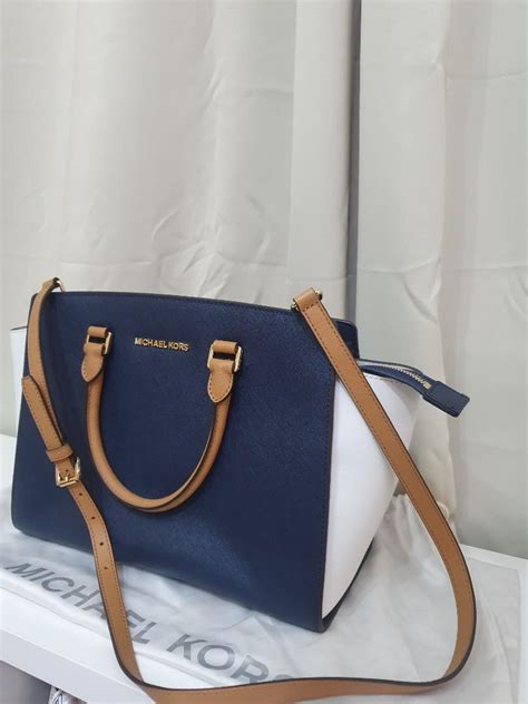 MK Selma Medium, Luxury, Bags & Wallets on Carousell